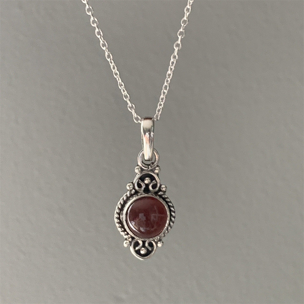 Stylish Necklace For Women With A Unique Design
