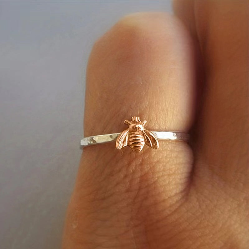Exquisite Gold-Plated Color-Blocked Little Bee Ring